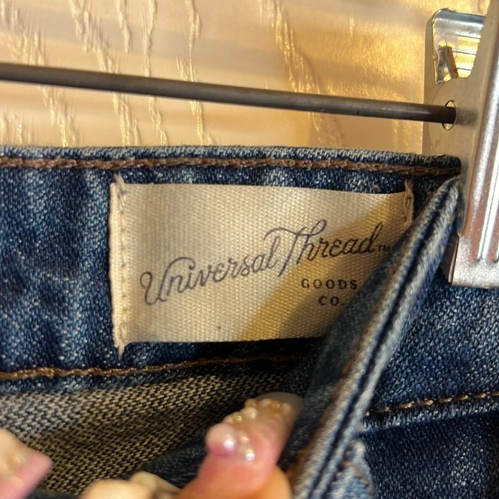Women's High-Rise Wide Leg Jeans - Universal Thread Medium Wash. Size 17R